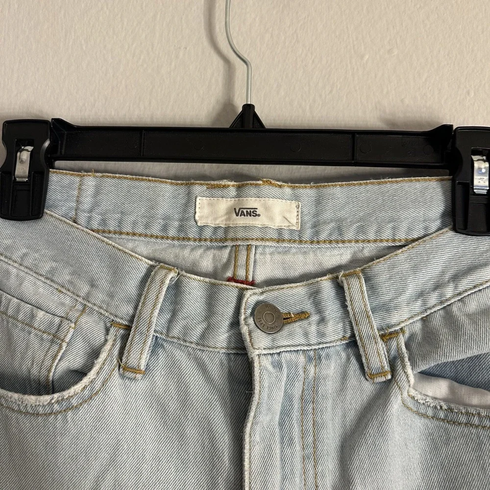 Vans‎ Straight Leg Jeans Light Wash Women's 7 / 28 Blue Pants